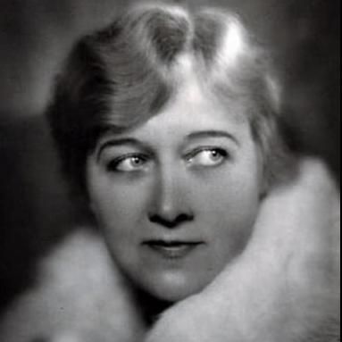 Photo of Louise Dresser