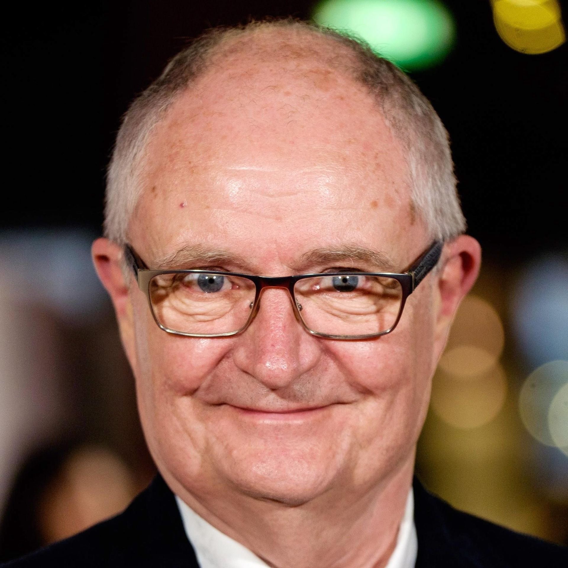 Photo of Jim Broadbent