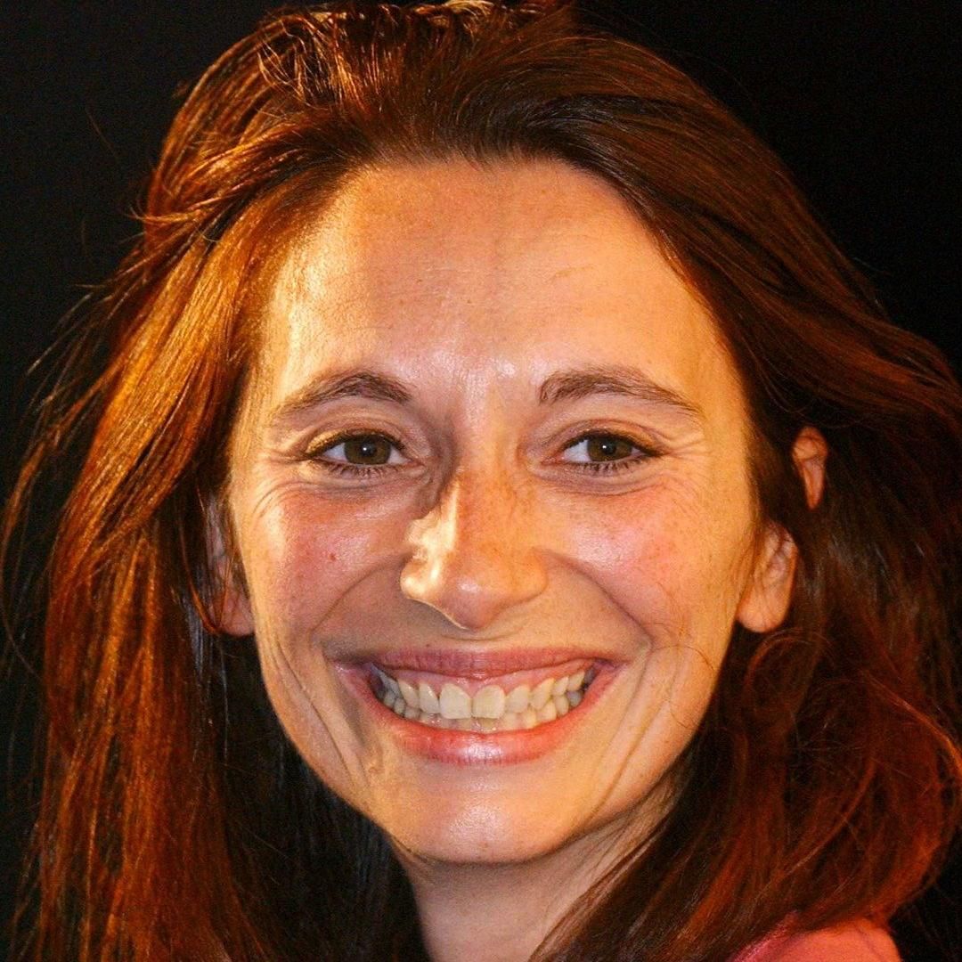 Photo of Isabelle Broué