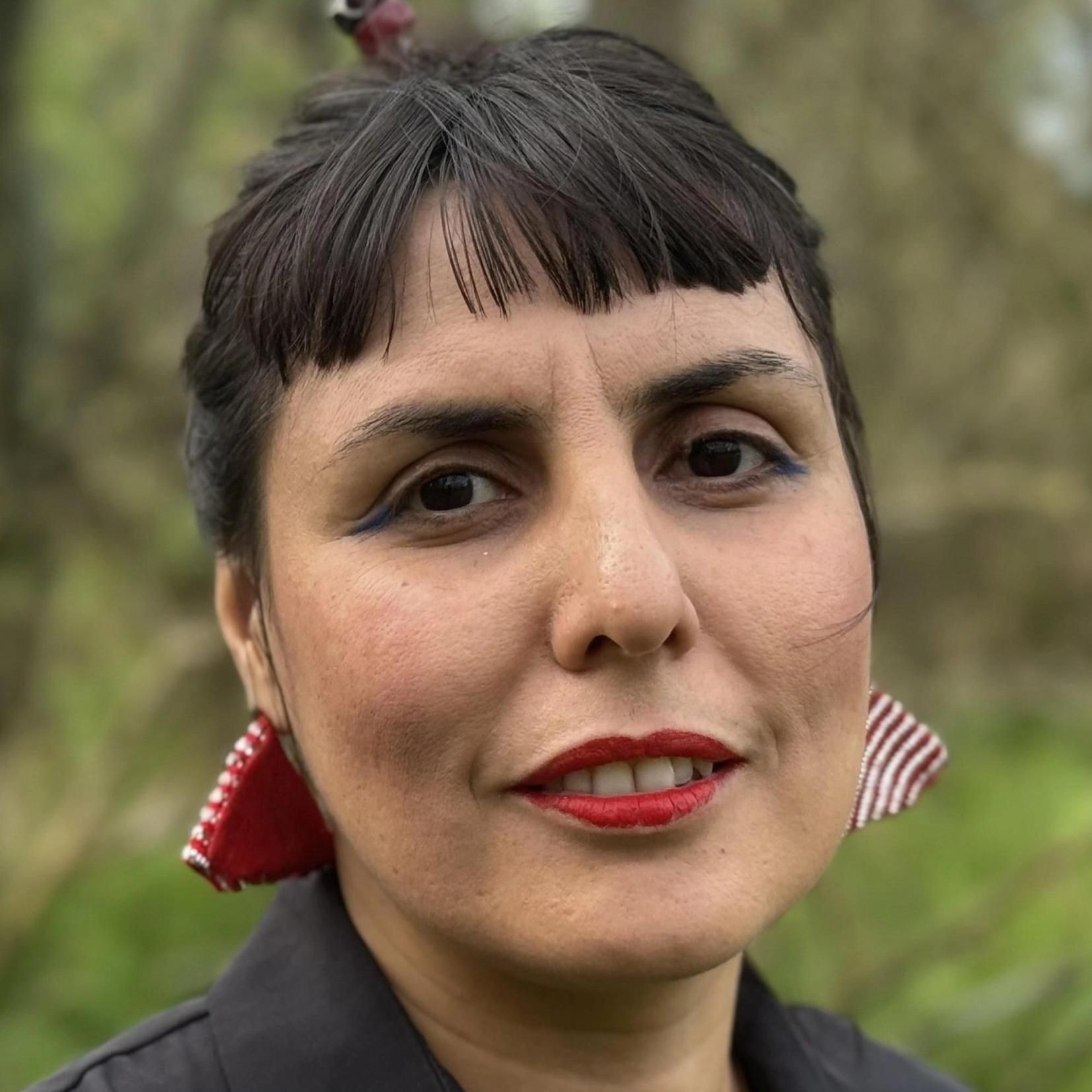 Photo of Mina Keshavarz