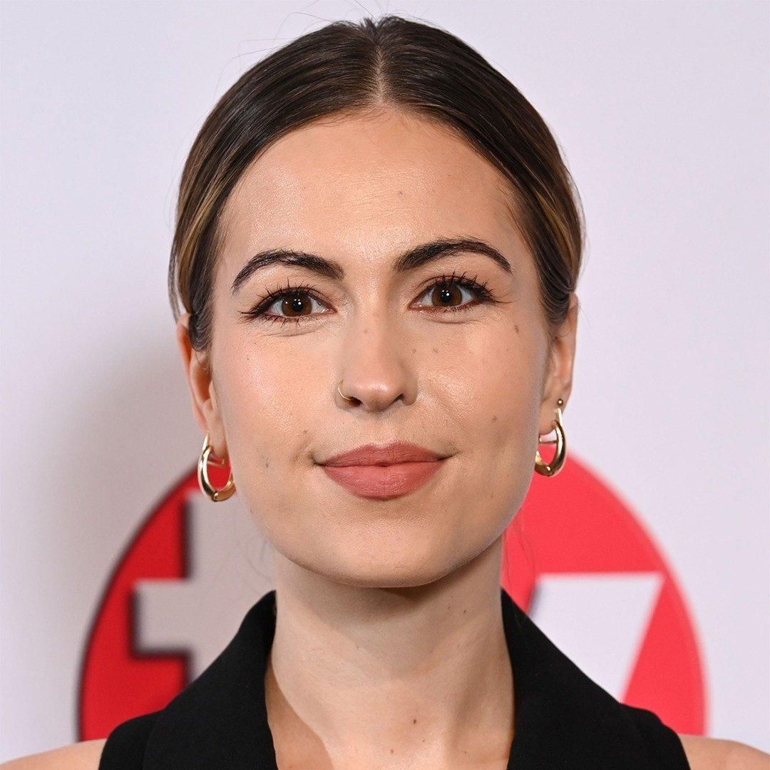 Photo of Rhiannon Clements