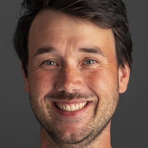 Photo of Raymond Enoksen