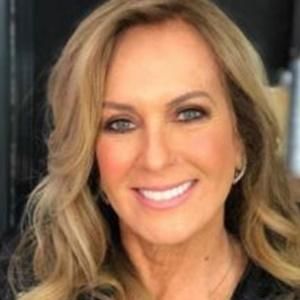 Photo of Helô Pinheiro