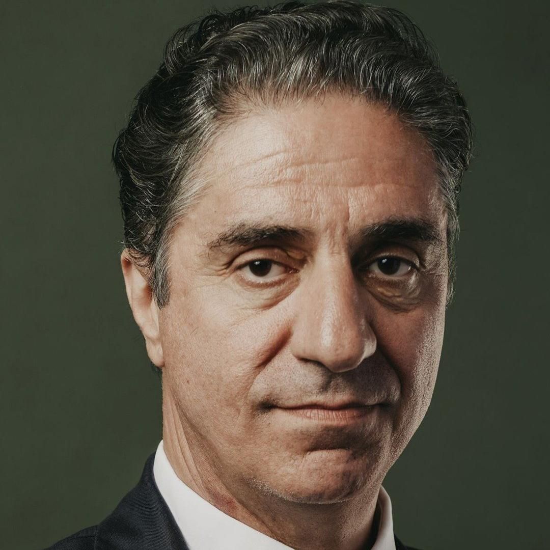 Photo of Simon Abkarian