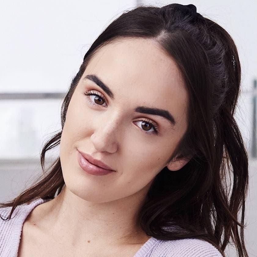 Photo of Alexandra McDonald