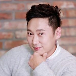 Photo of Lee Seung-yoon