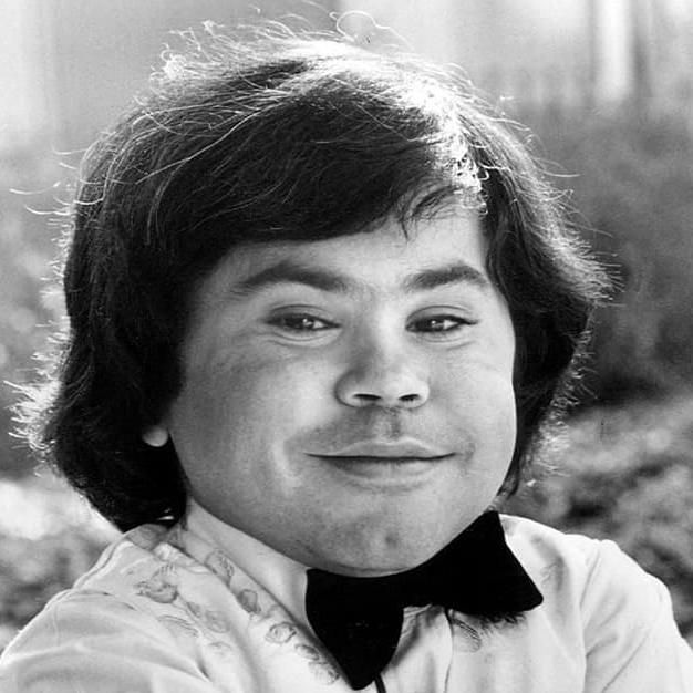 Photo of Hervé Villechaize