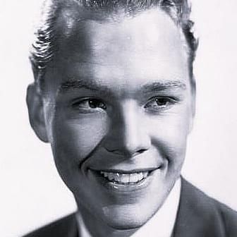 Photo of Kenneth Howell