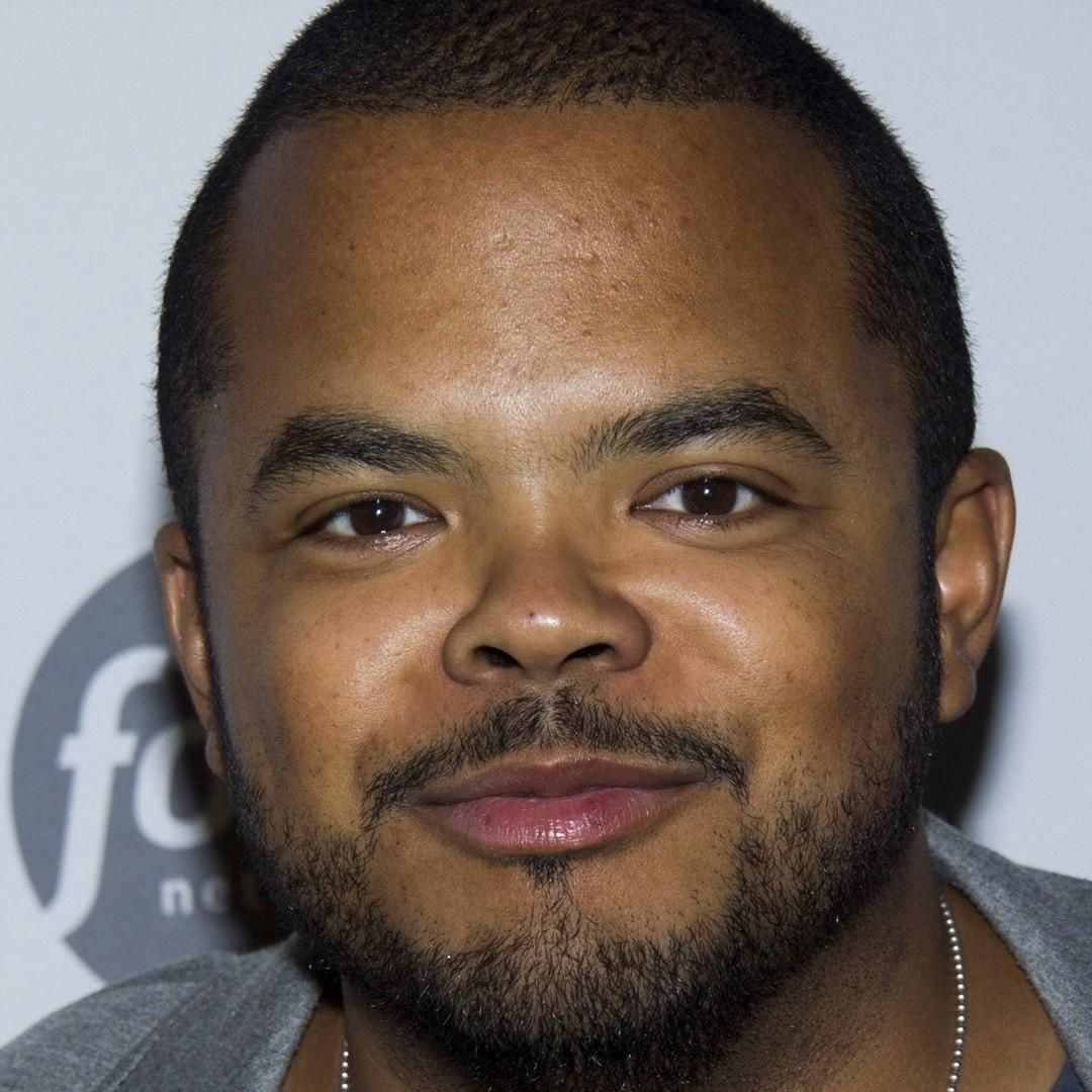 Photo of Roger Mooking