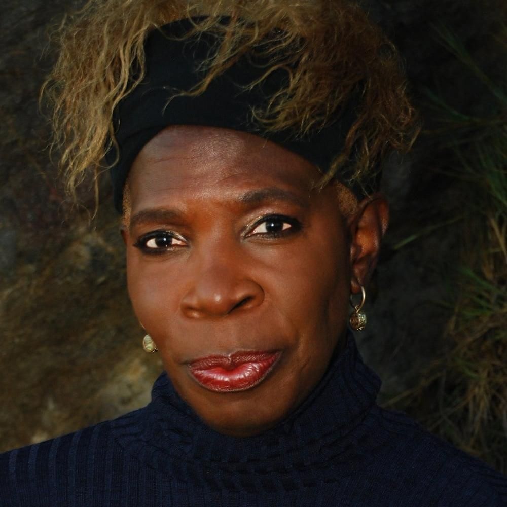 Photo of Almayvonne
