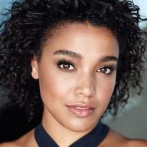 Photo of Lucy Barrett