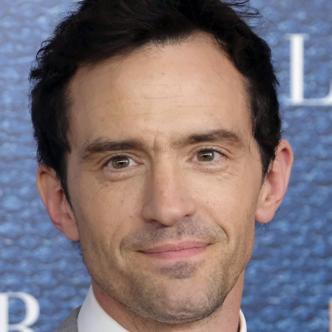 Photo of Nathan Darrow