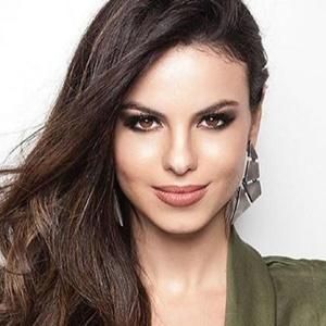 Photo of Stephany Brito