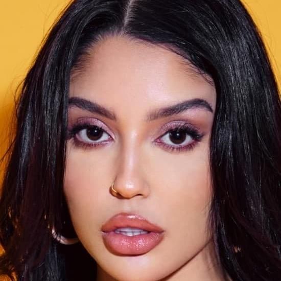 Photo of Vanessa Sky
