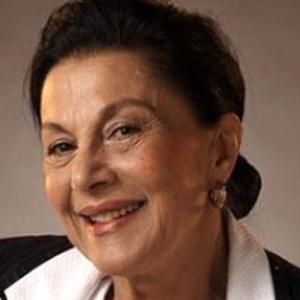 Photo of Marly Bueno