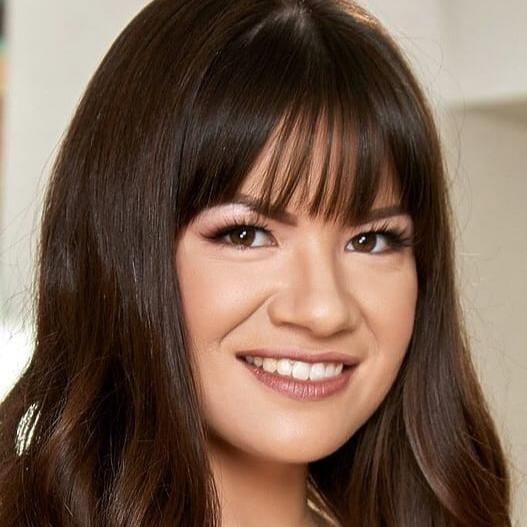 Photo of Alison Rey