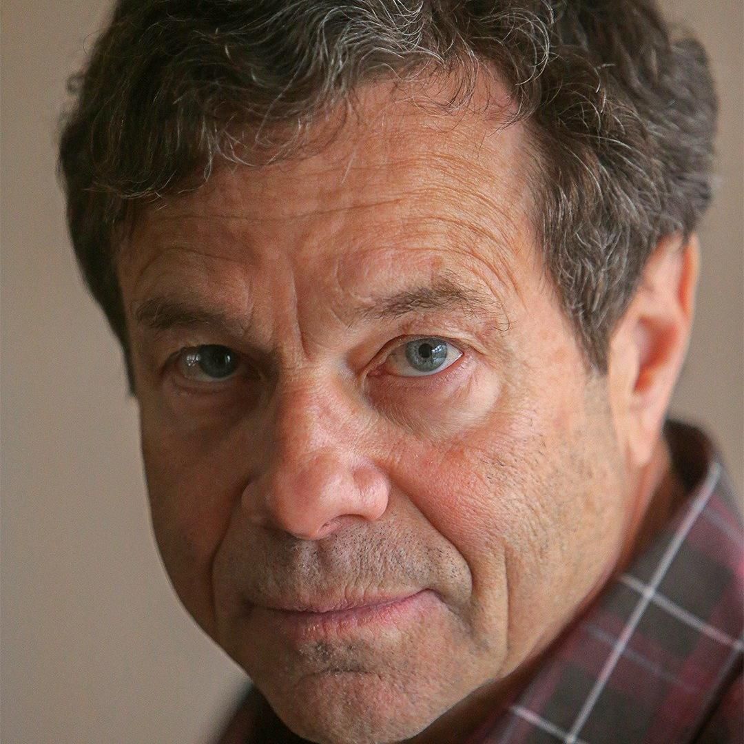 Photo of Alan Lightman