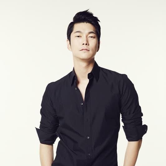 Photo of Lee Min-woong