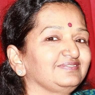 Photo of Shoba Chandrasekhar