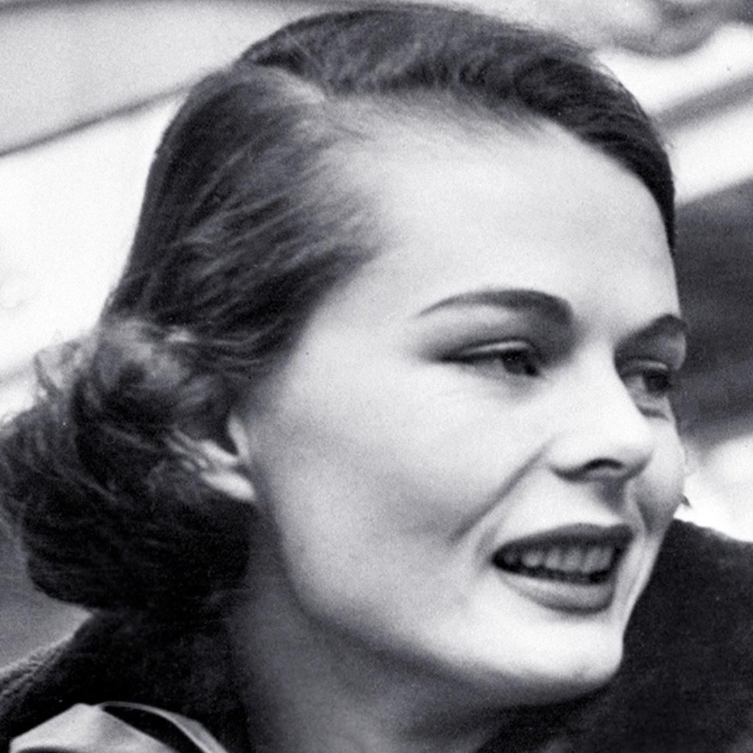 Photo of Dee Hartford