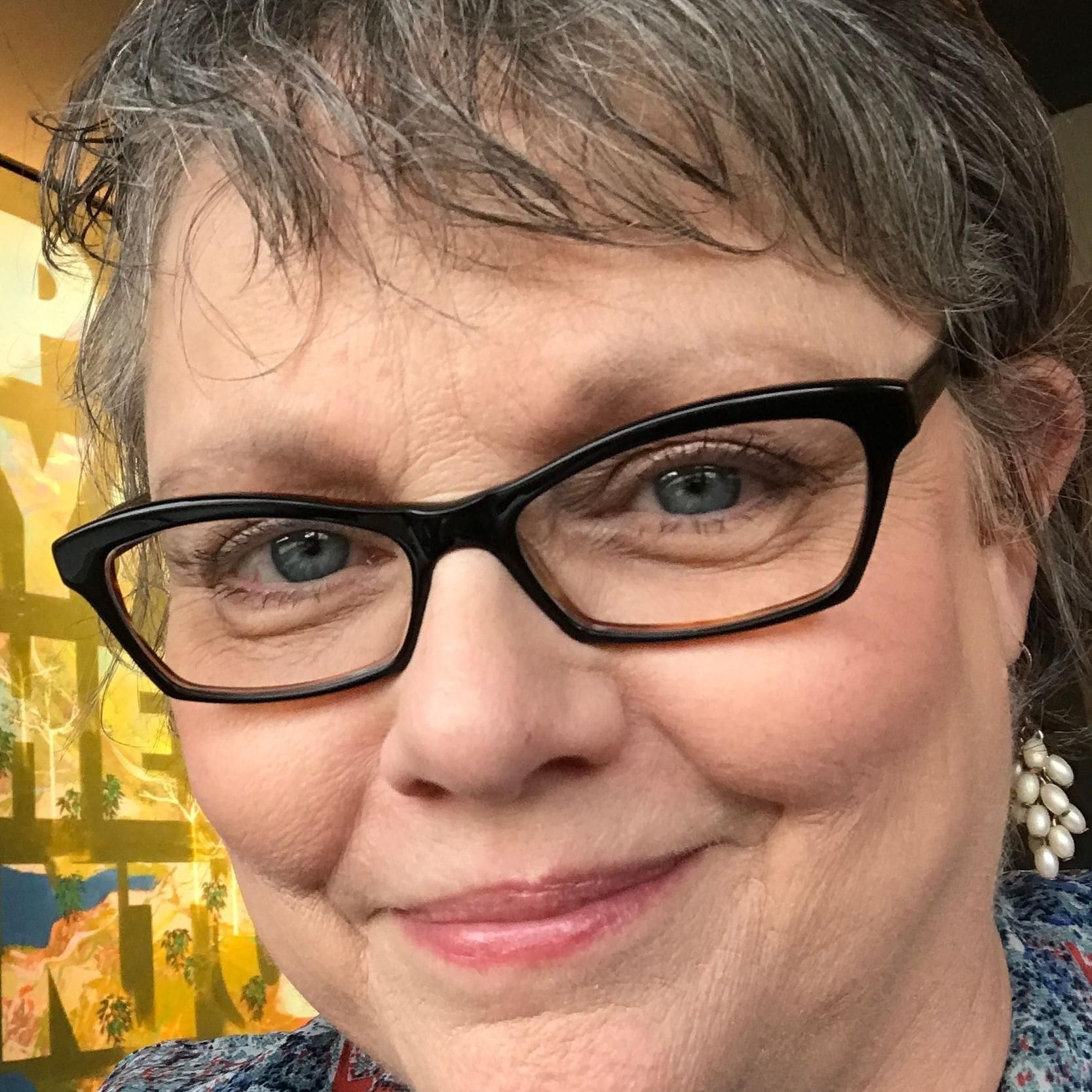 Photo of Dee Hennigan