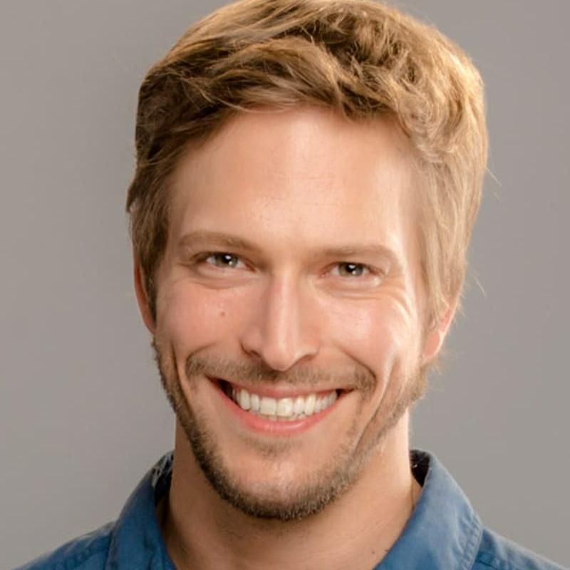 Photo of Jon Cor