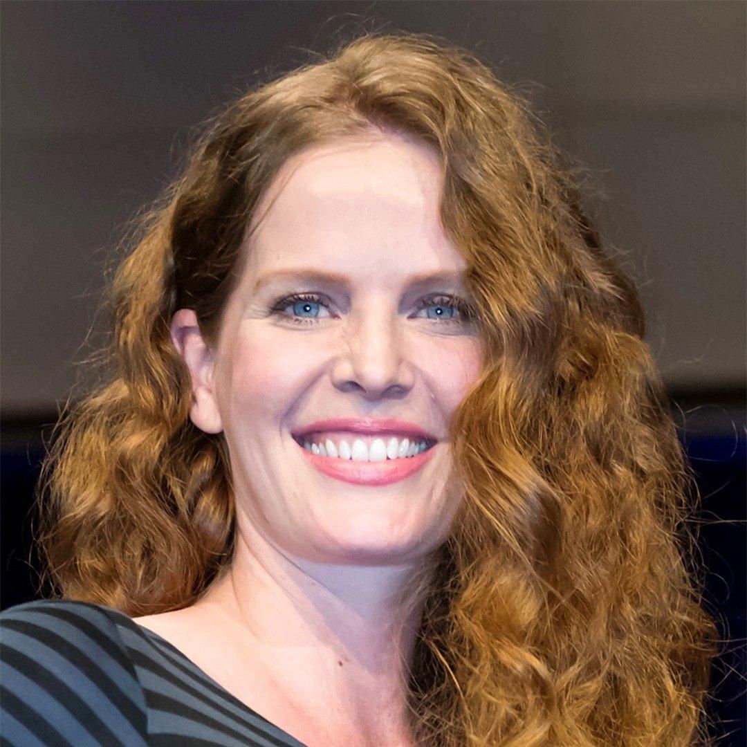 Photo of Rebecca Mader