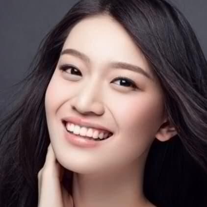 Photo of Christine Zheng