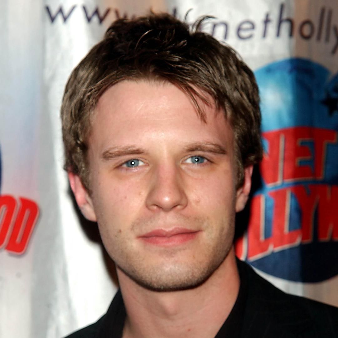 Photo of Luke Mably