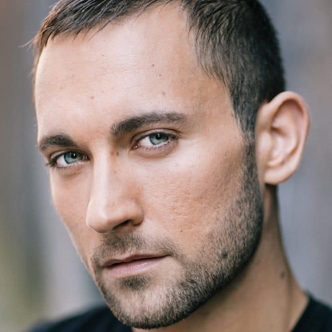 Photo of Russell Thomas