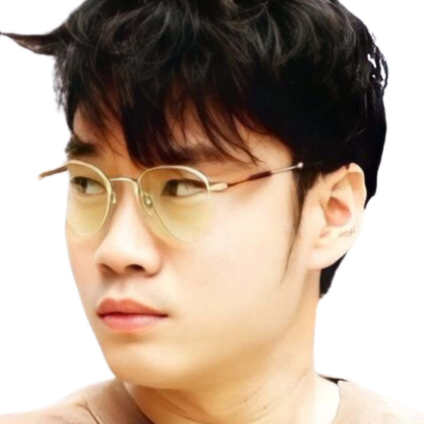 Photo of Attharut Kongrasri