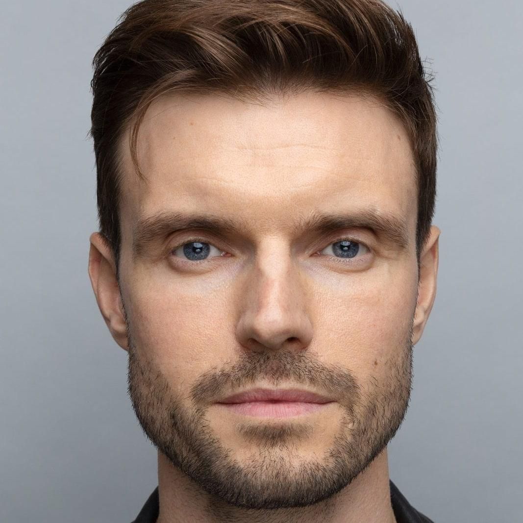 Photo of Oleg Sukhoverov