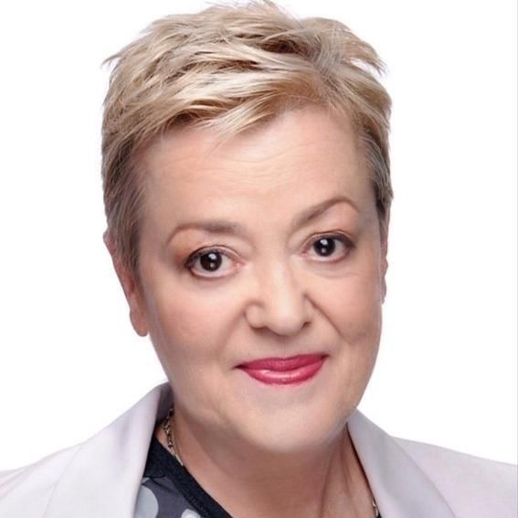 Photo of Maureen Chadwick