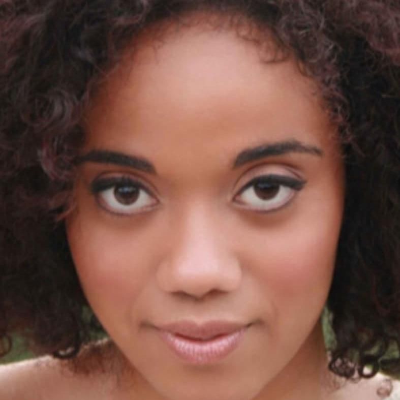 Photo of Cheila Lima