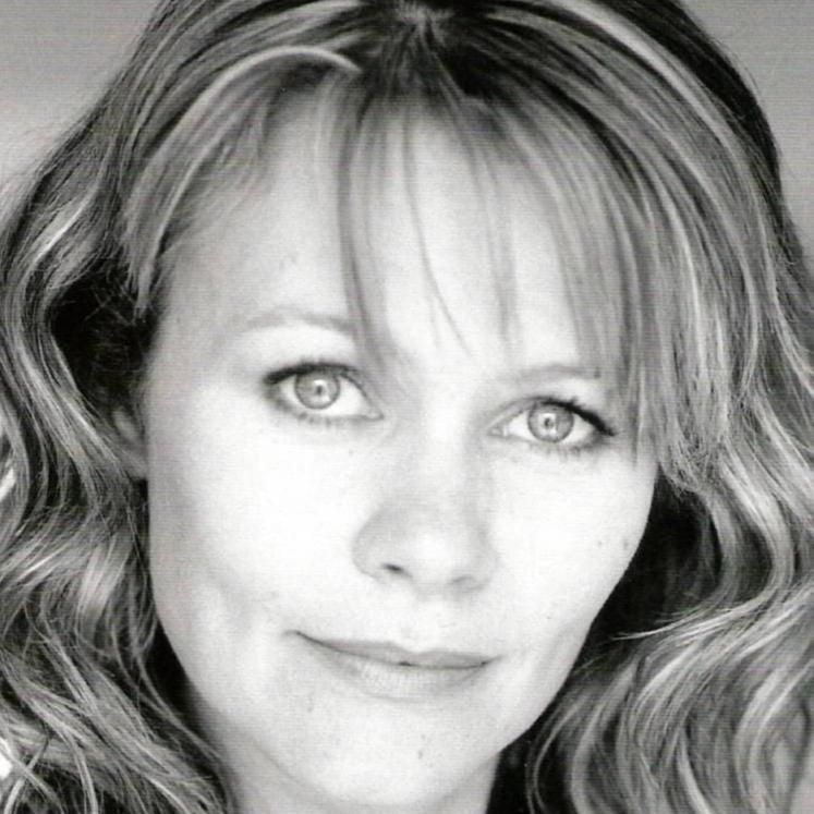 Photo of Stephanie Chambers