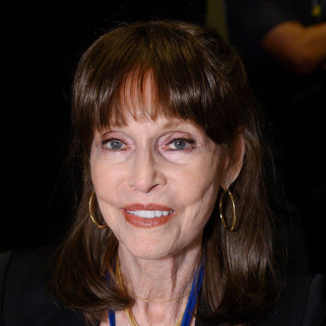 Photo of Barbara Feldon