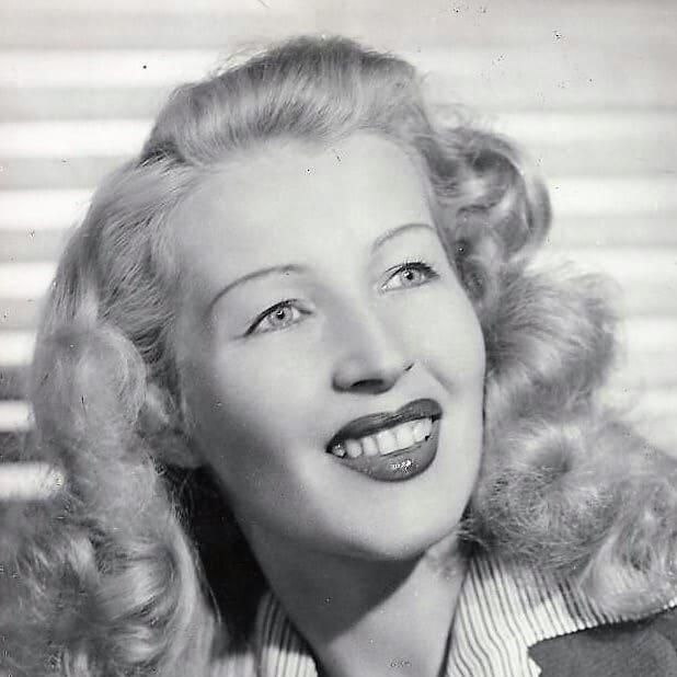 Photo of Lily Vincenti