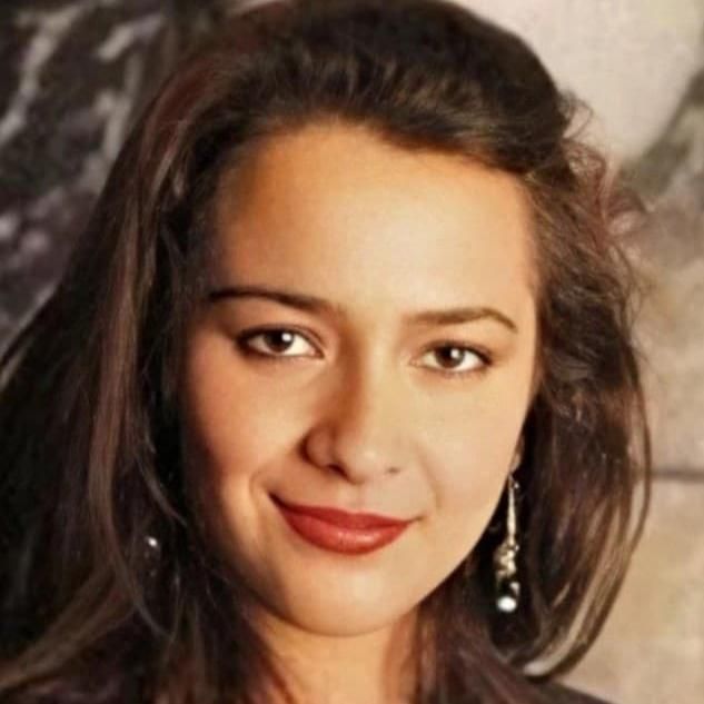 Photo of Julia Rais