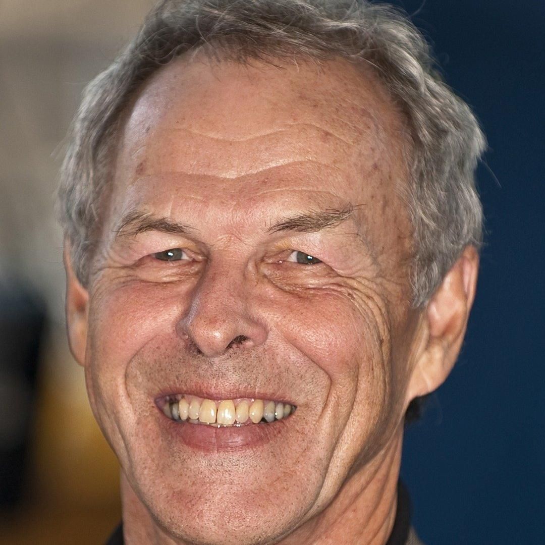 Photo of Linden MacIntyre
