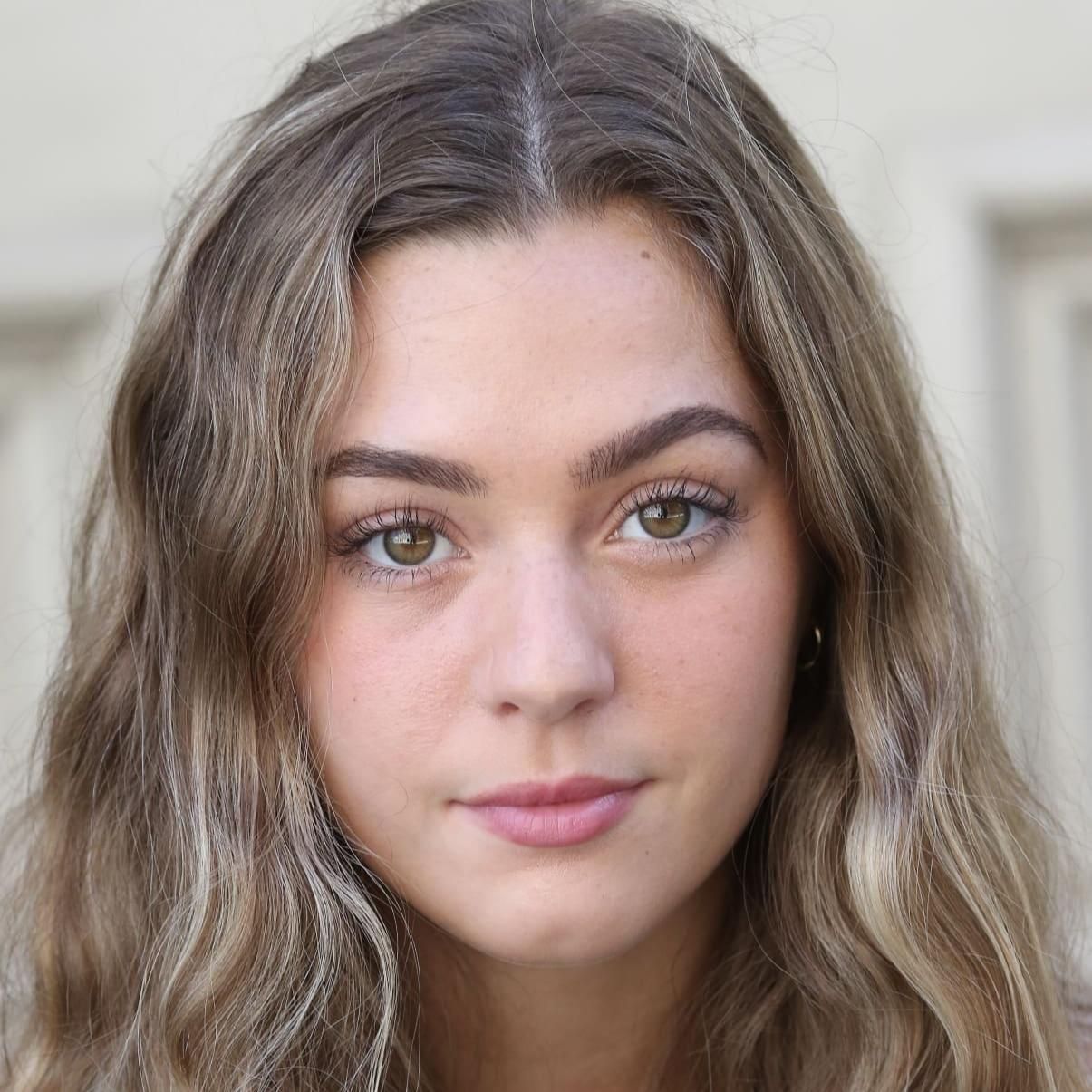 Photo of Chloe Lang