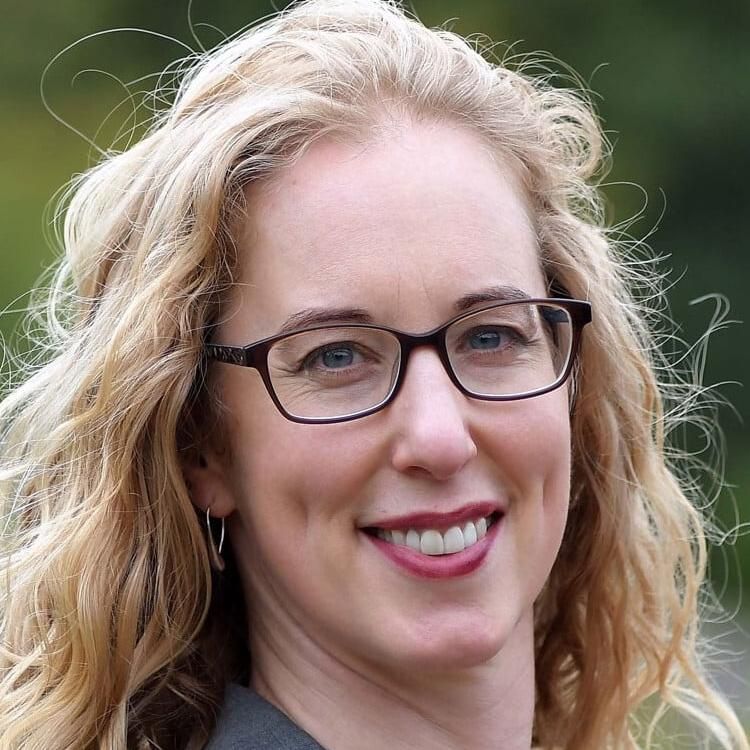 Photo of Lorna Slater