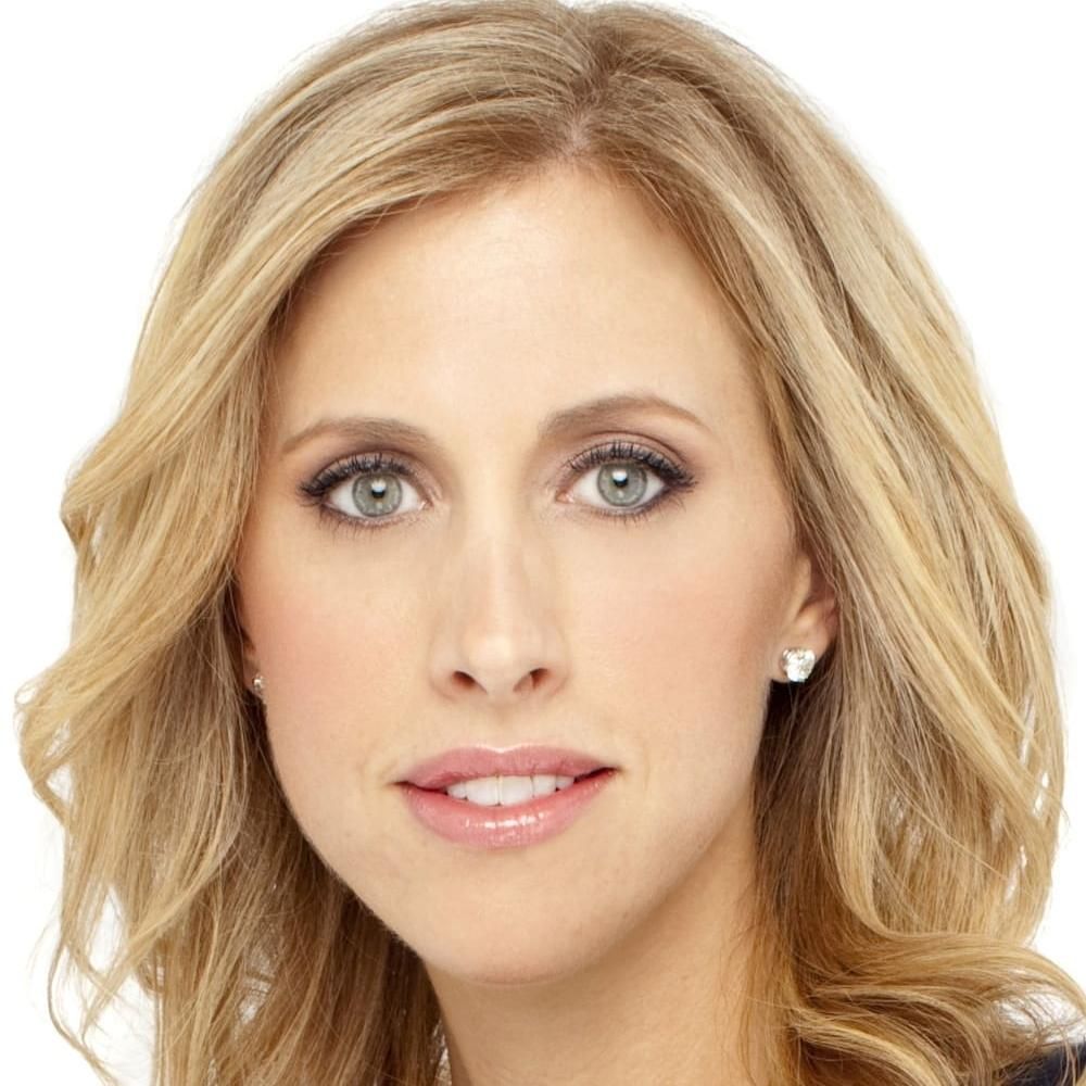 Photo of Emily Giffin