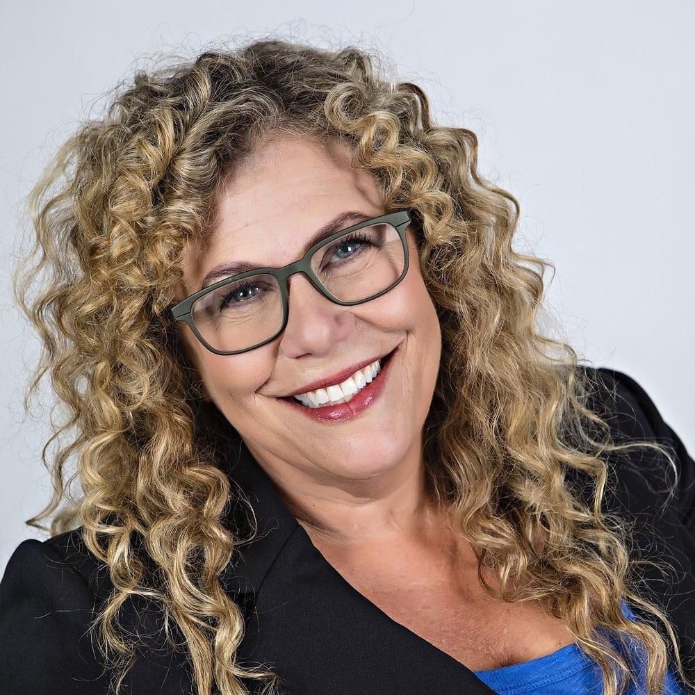 Photo of Susan Segal