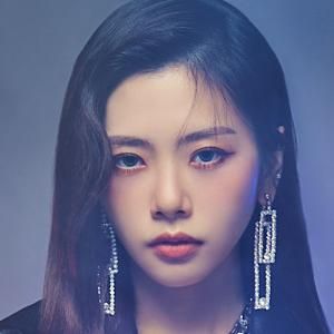Photo of Kim Min-ji