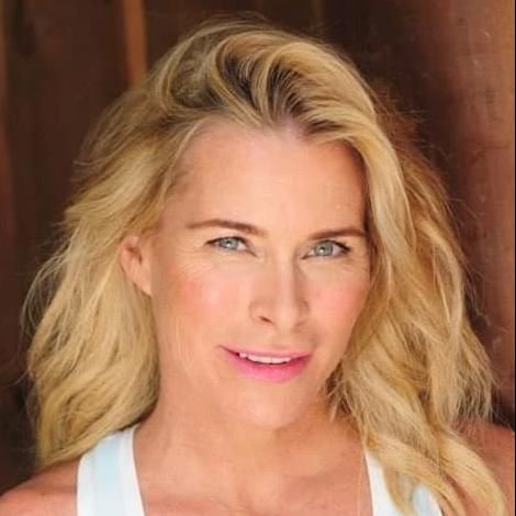 Photo of Lisa McCullough