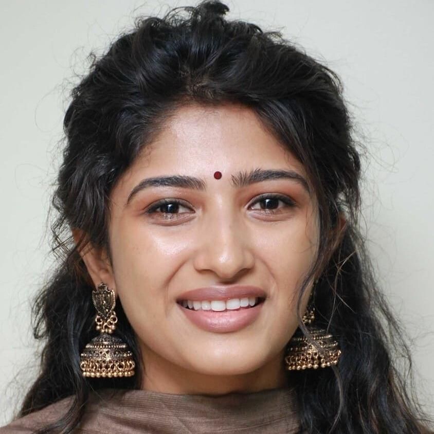 Photo of Roshini Prakash