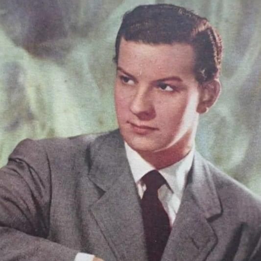 Photo of Mariano Mores