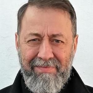 Photo of Javier Almeda