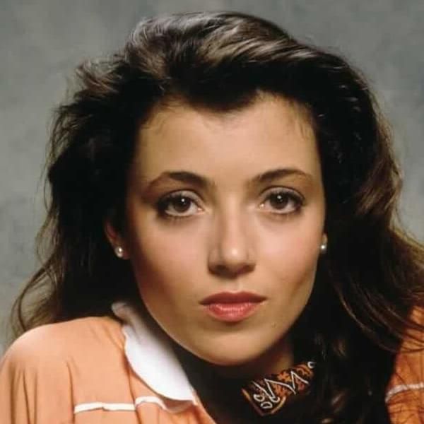 Photo of Mia Sara