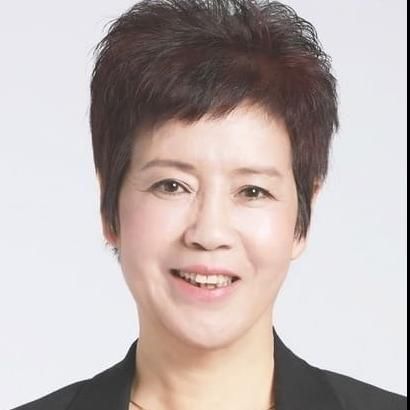Photo of Yifang Zhao